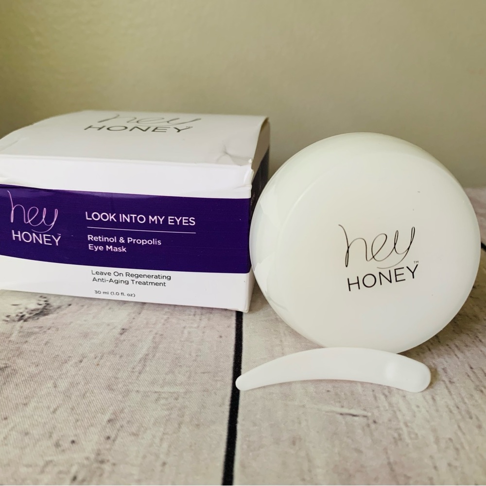 Hey Honey Look Into My Eyes Retinol and Propolis Eye Mask 1 oz / 30mL Full Size. - Picture 1 of 2